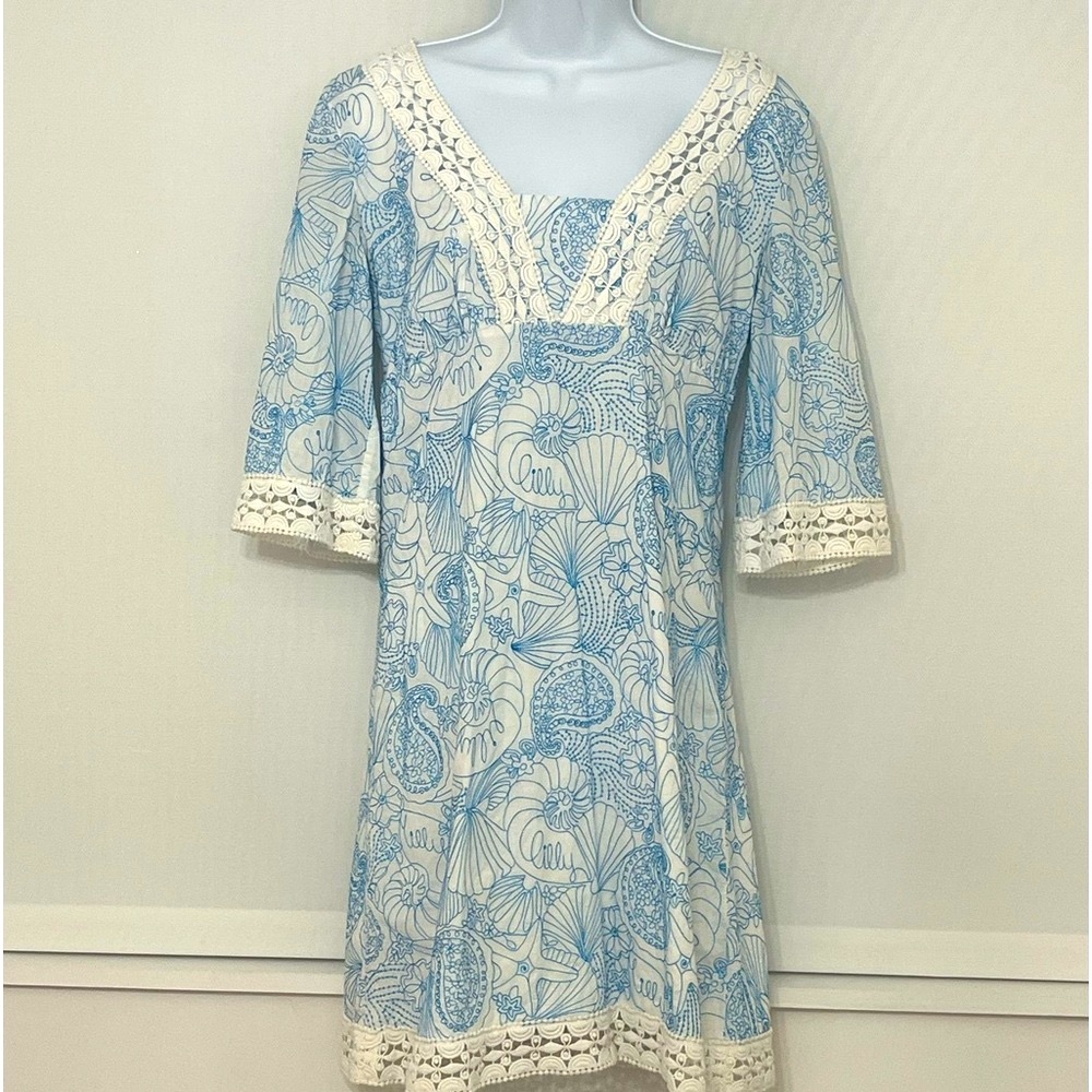Gorgeous Lilly Pulitzer dress with shell embroidery in size 10